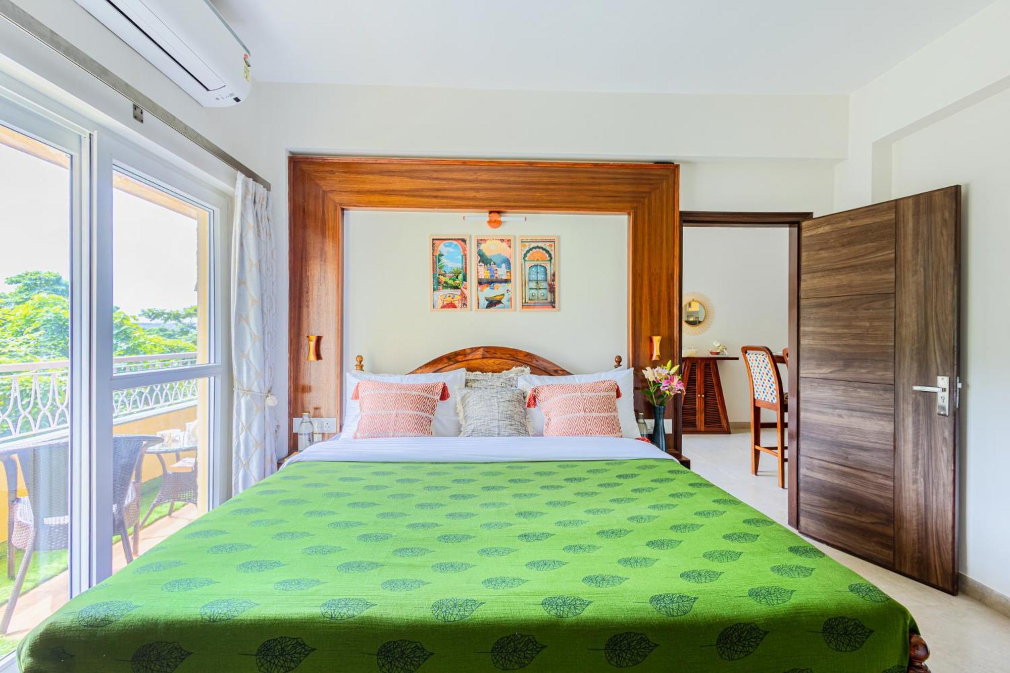 Alaya Stays 1 Bhk With Balcony & Pool - Veera Marina Candolim Exterior photo