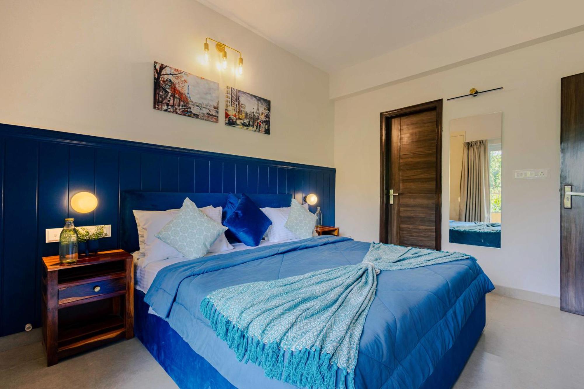 Alaya Stays 1 Bhk With Balcony & Pool - Veera Marina Candolim Exterior photo