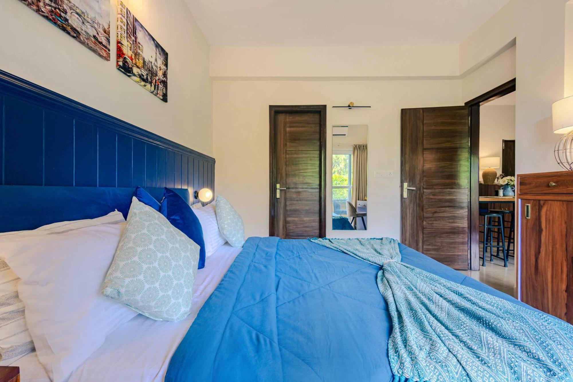 Alaya Stays 1 Bhk With Balcony & Pool - Veera Marina Candolim Exterior photo
