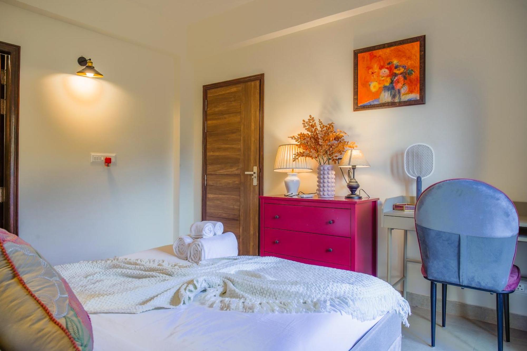 Alaya Stays 1 Bhk With Balcony & Pool - Veera Marina Candolim Exterior photo